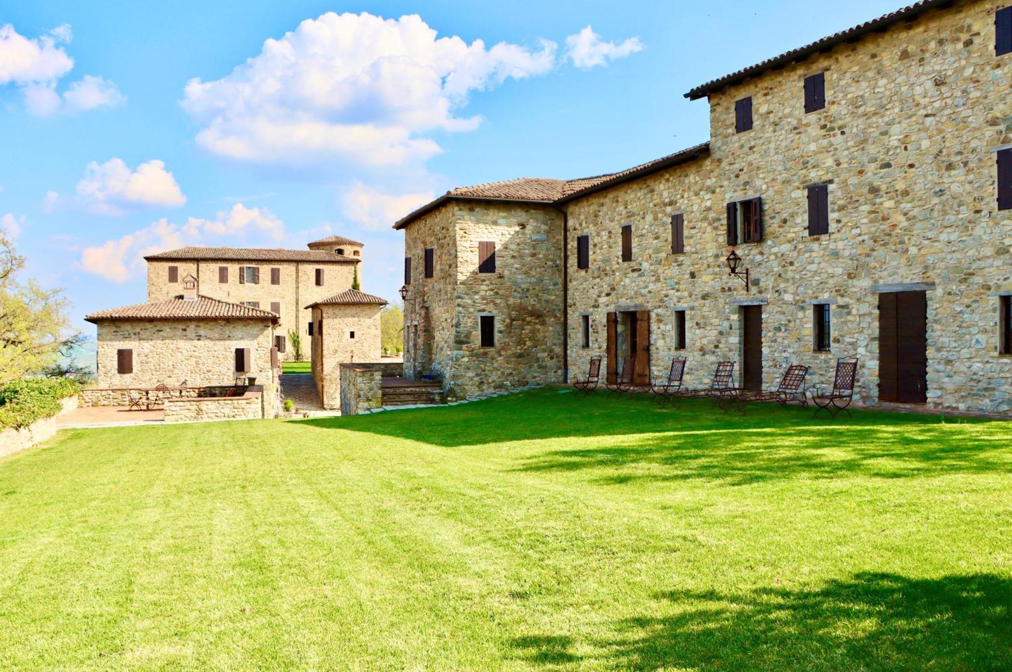 Castello Di Viano Villa Ngoại thất bức ảnh